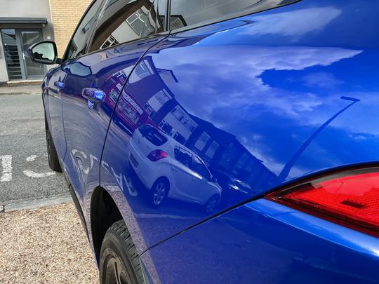 Jaguar F-PACE Photo 13