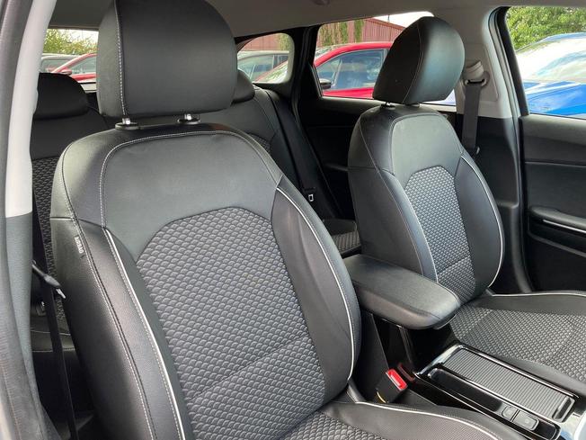 KIA Ceed Photo 27