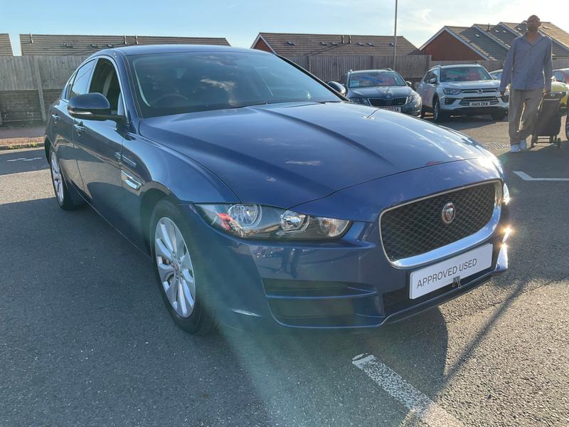 Jaguar Xe
