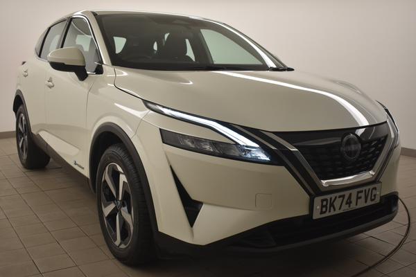 Used 2024 Nissan QASHQAI 1.5 E-Power Acenta Premium 5dr Auto White at SERE Motors