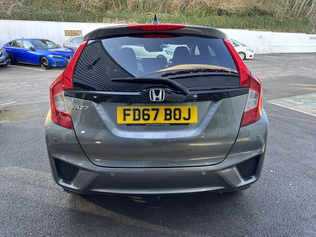 Honda Jazz Photo 1d5be189-2eac-49e8-b907-8eec64c5ade6.jpg
