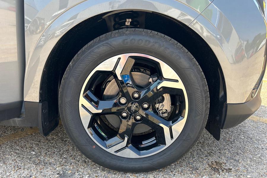Ford E-TRANSIT COURIER Photo 1d661aa9-aed9-4ce4-b4fc-b1e296b212ef.jpg