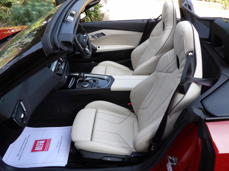 Used BMW Z4 SN19ZHS 4
