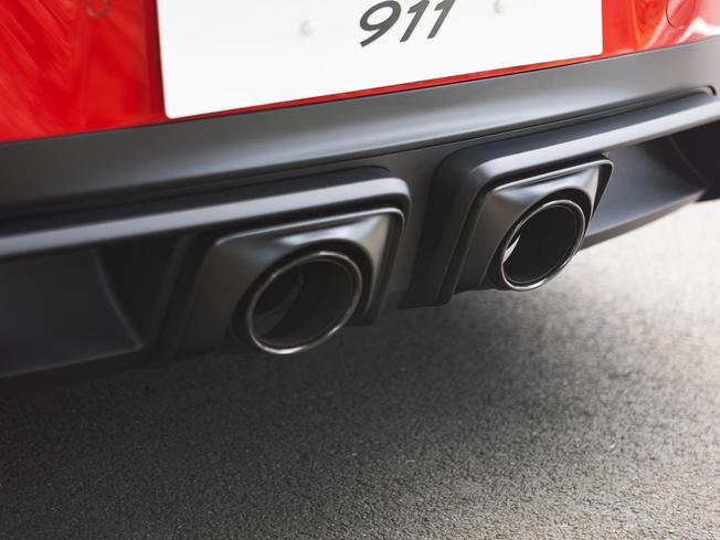 PORSCHE 911 Photo 41