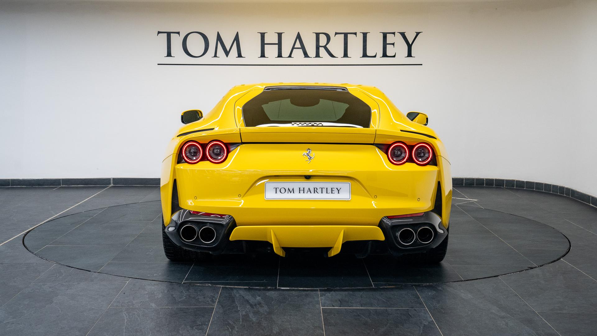Ferrari 812 Photo 1d77797b-29ad-4522-a46b-272027c9aa64.jpg