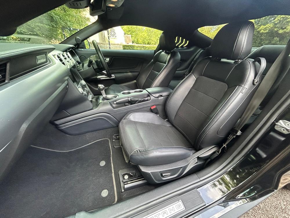 Used Ford Mustang ML20OXK 28