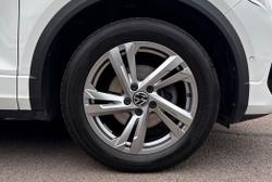 VOLKSWAGEN T-Roc Photo 5