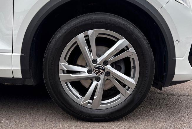 VOLKSWAGEN T-Roc Photo 5