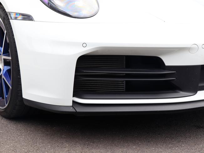 PORSCHE 911 Photo 18