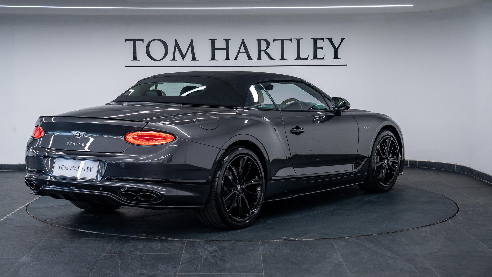 Bentley Continental Photo 1dba548f-1f02-43af-8699-138ed6caeca5.jpg