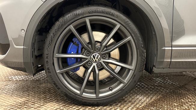 VOLKSWAGEN T-Roc Photo 5