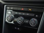 Volkswagen T-Roc Photo 22