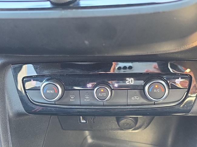 Vauxhall Corsa Photo 1df2f89f-69f1-4f88-ab1d-aece9b3ac090.jpg
