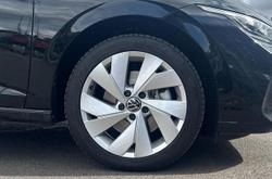 VOLKSWAGEN Golf Photo 5