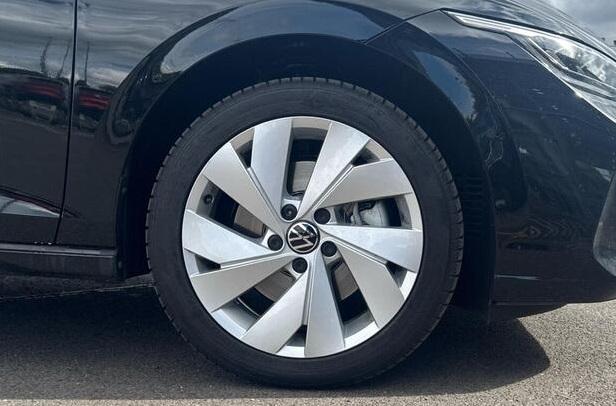 VOLKSWAGEN Golf Photo 5