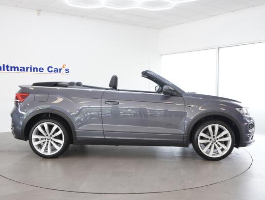 Volkswagen T-Roc Photo 1dfcf4b0-c212-4ae3-9d21-218d81e2c07a.jpg