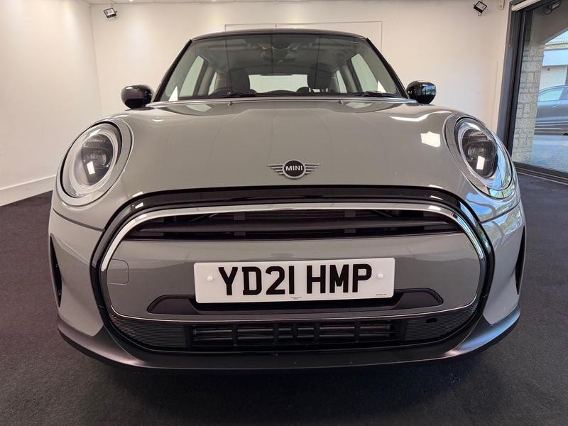 MINI Hatch Photo 1e283239-374f-4612-a599-c035ccd011b3.jpg