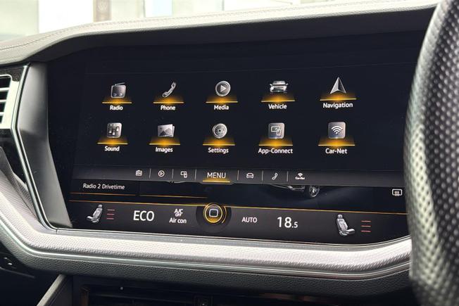 VOLKSWAGEN Touareg Photo 13