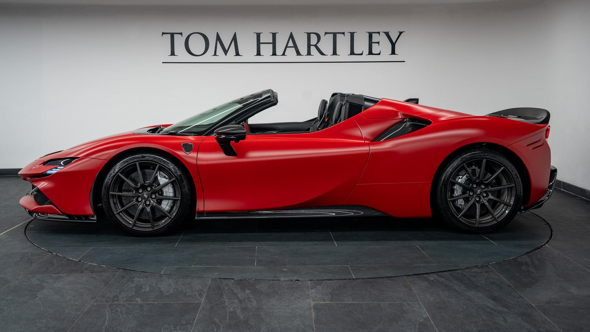 Ferrari SF90 Spider Photo 1e2e125b-f9bf-47b9-a50e-b18a50fbaa7e.jpg