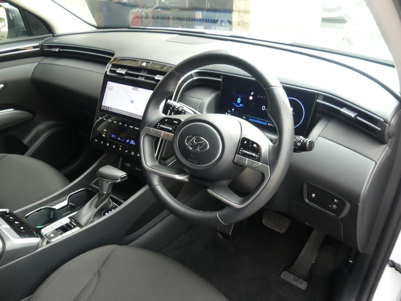 Hyundai TUCSON Photo 1e3af874-52dc-4e75-b426-931af3d7d2b7.jpg