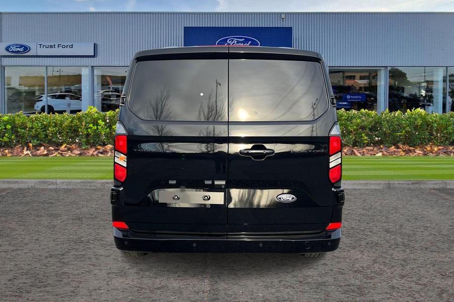 Ford TRANSIT CUSTOM Photo 1e47421d-899f-4f4e-96c4-c92318925e57.jpg