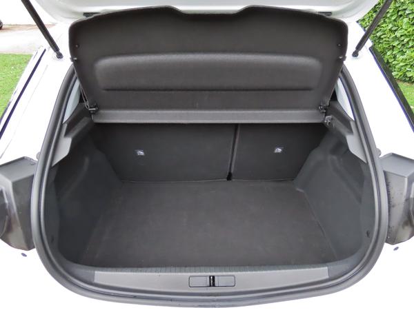 Used Vauxhall Corsa AJ22YHY 12
