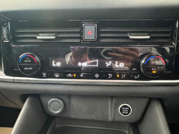 Used Nissan Qashqai GJ72KGF 18