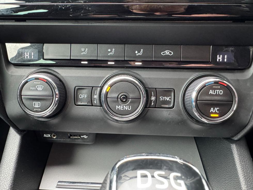 Skoda Octavia Photo 1e9417b0-5769-42fb-9f79-cd4be677052c.jpeg