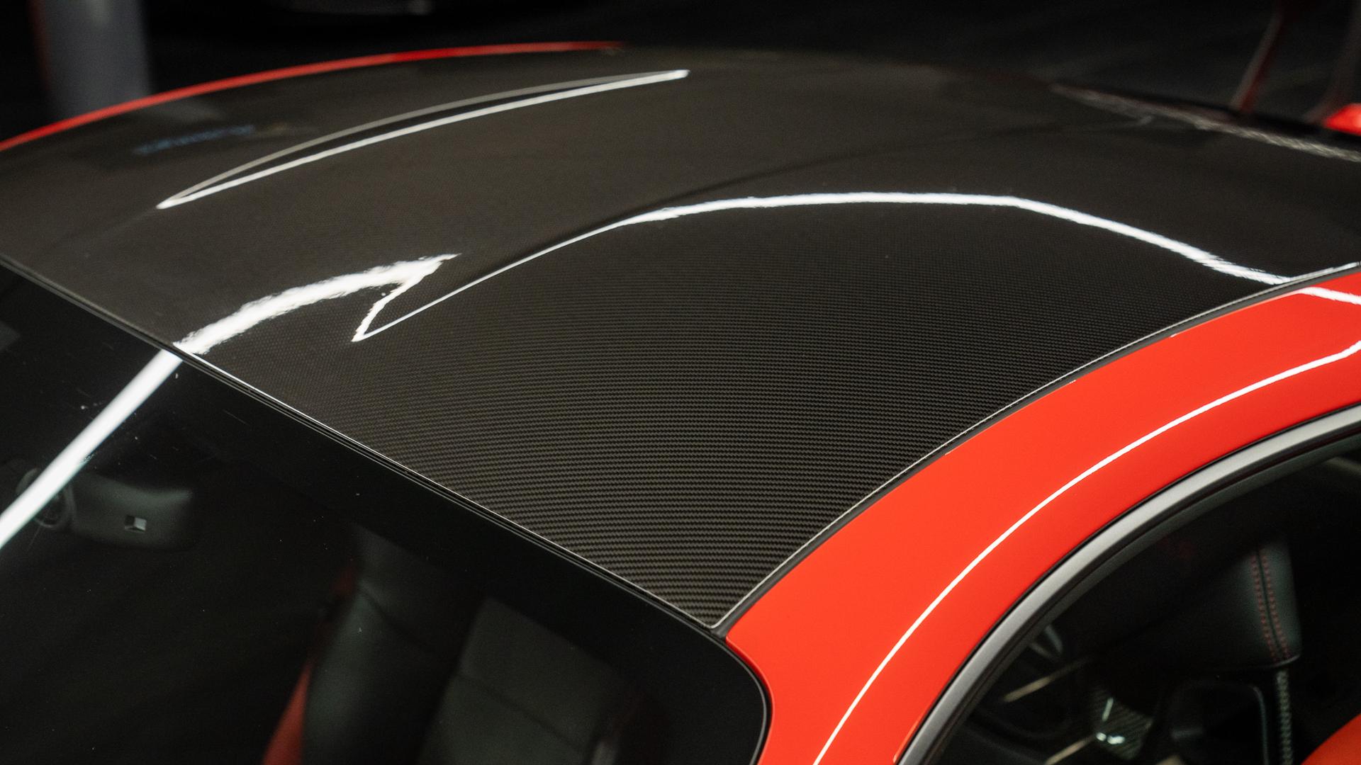 Porsche 911 Photo 1e9a62e4-f6f3-4586-8e77-be97c871fe11.jpg