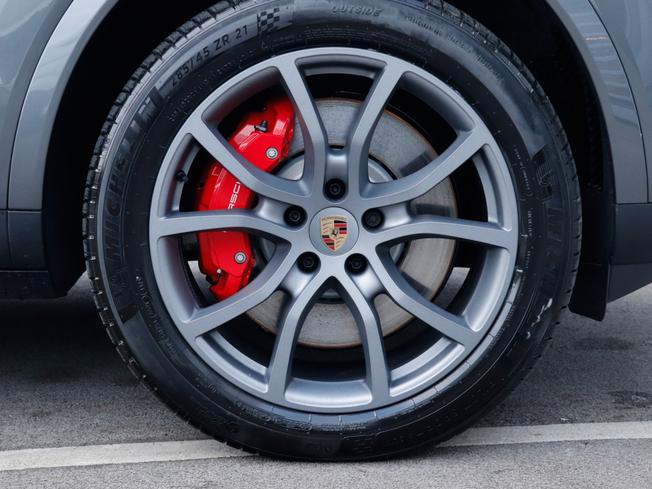 PORSCHE Cayenne Photo 4