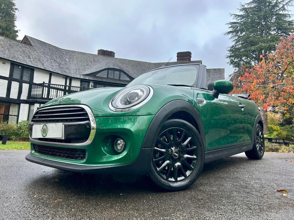 Used MINI Convertible GJ21ULV 2