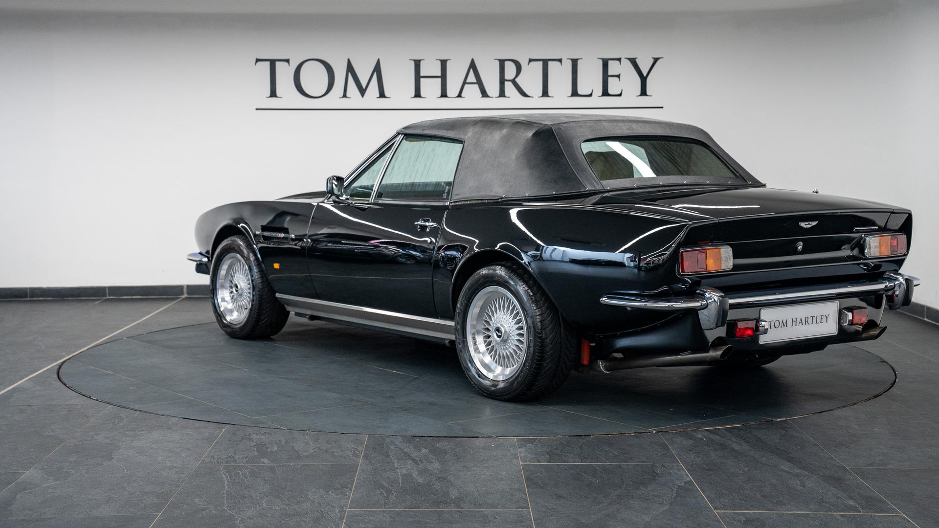 Aston Martin V8 Photo 1ea8a939-61a6-4ec8-bf3b-e92009569af2.jpg