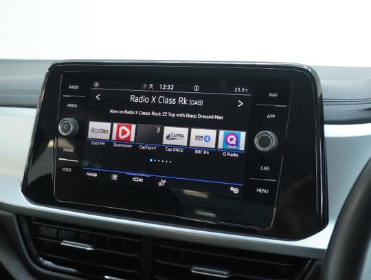 Volkswagen T-Roc Photo 1ebed4f3-c2b7-4881-937b-91983397aafd.jpg