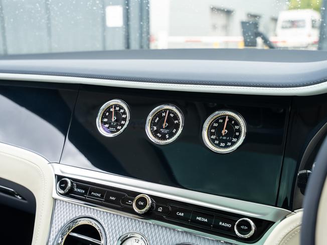 BENTLEY Continental GT  Photo 30