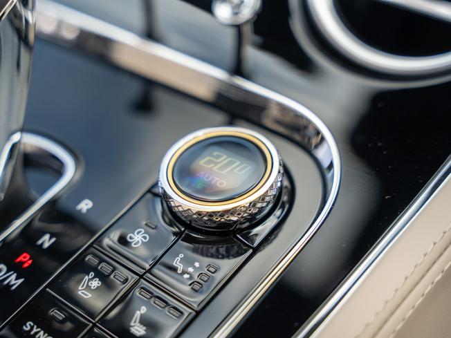 BENTLEY Continental GTC Photo 31