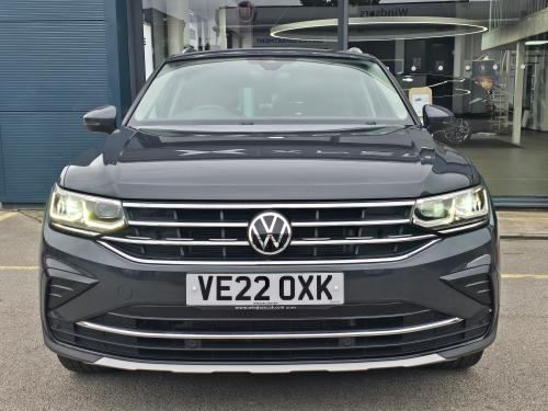 Volkswagen Tiguan Photo 1ecb6de4-acb1-43b6-8dbf-8e966c29edac.jpg