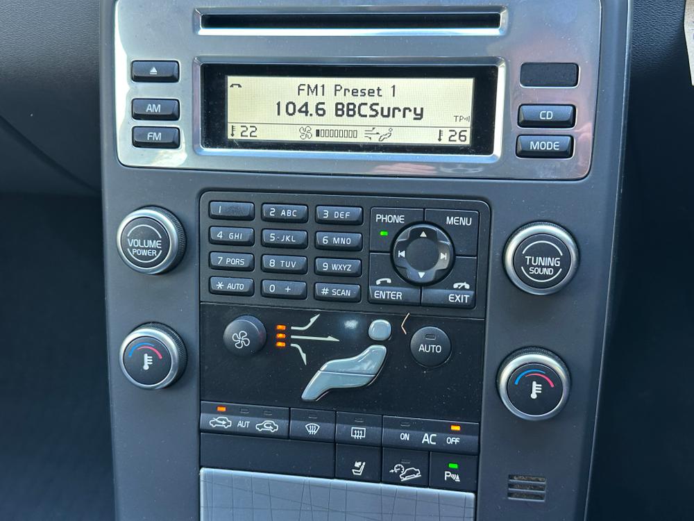 Used Volvo XC70 RE11DBU 26