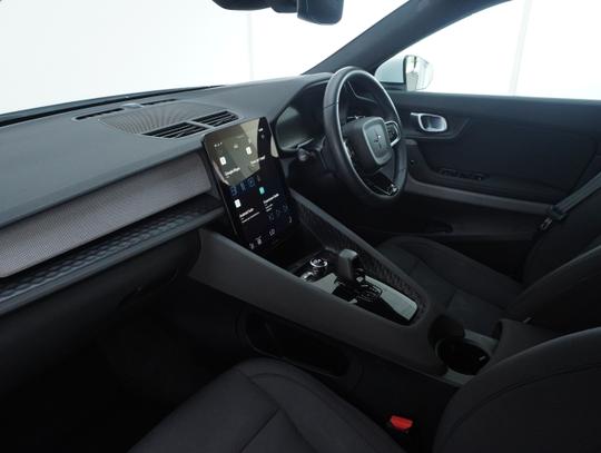 Polestar Polestar 2 Photo 1ee9dab1-14c4-4f94-9a87-5f422dcc21c6.jpg