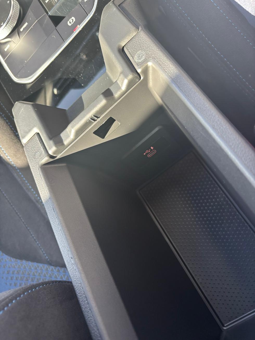 BMW 2 Series Gran Coupe Photo 1ef827a7-2483-47a7-9ea6-1036e8e8083d.JPEG