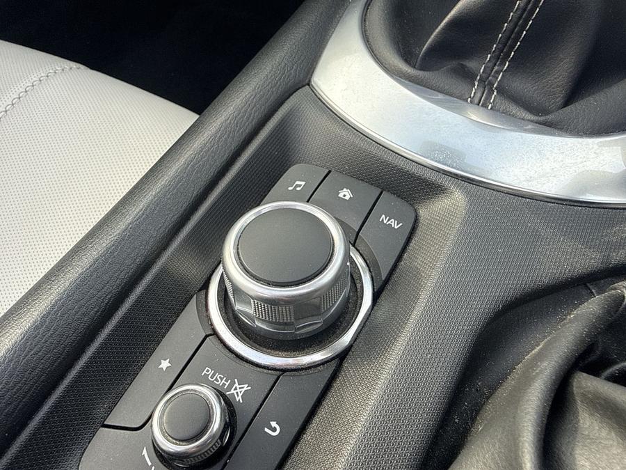 Mazda MX-5 RF Photo 1f01a568-5247-4c1d-9bd9-f463cec9b7de.jpg