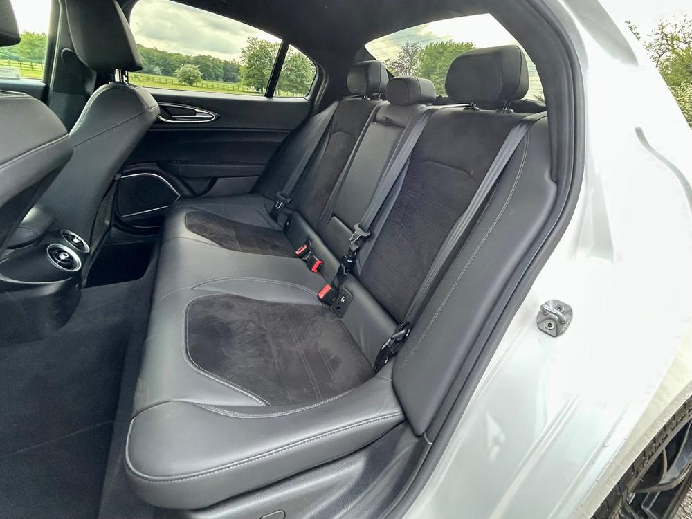 Used Alfa Romeo Giulia LC22YDN 30