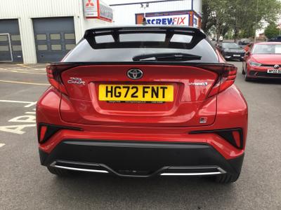 Toyota C-HR Photo 4