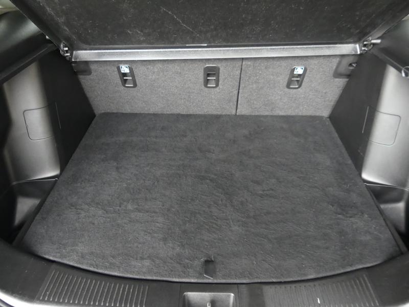 Suzuki S-Cross Photo 1f110510-74f1-493a-8535-0ec7654b6651.jpg