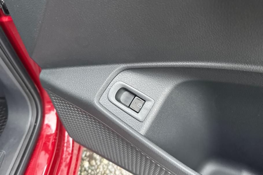 Used Ford TRANSIT CONNECT 25/N144133 29