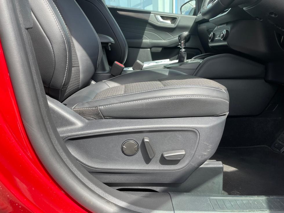 Ford Kuga Photo 1f37c991-6f5b-4d0c-aa71-a3d9c541b1ec.jpeg