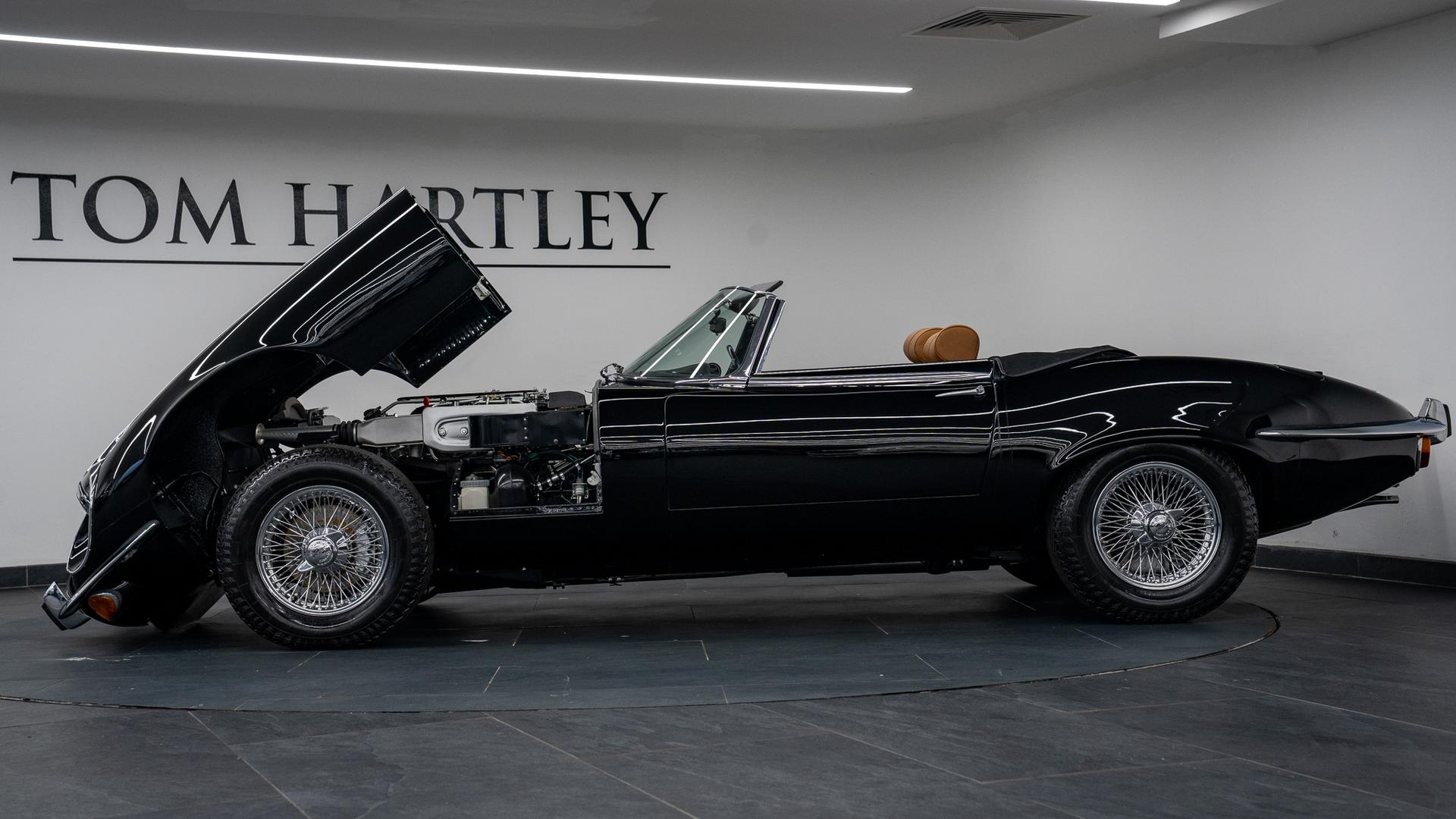 Jaguar E-Type Series III V12 Photo 1f552e56-0072-4bbb-9d11-c794c439274a.jpg