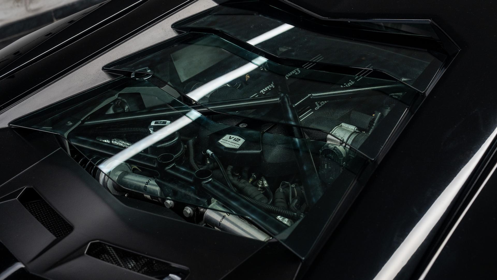 LAMBORGHINI Aventador Photo 1f59e71e-12d6-49ae-a8d5-38fe0eb1921b.jpg