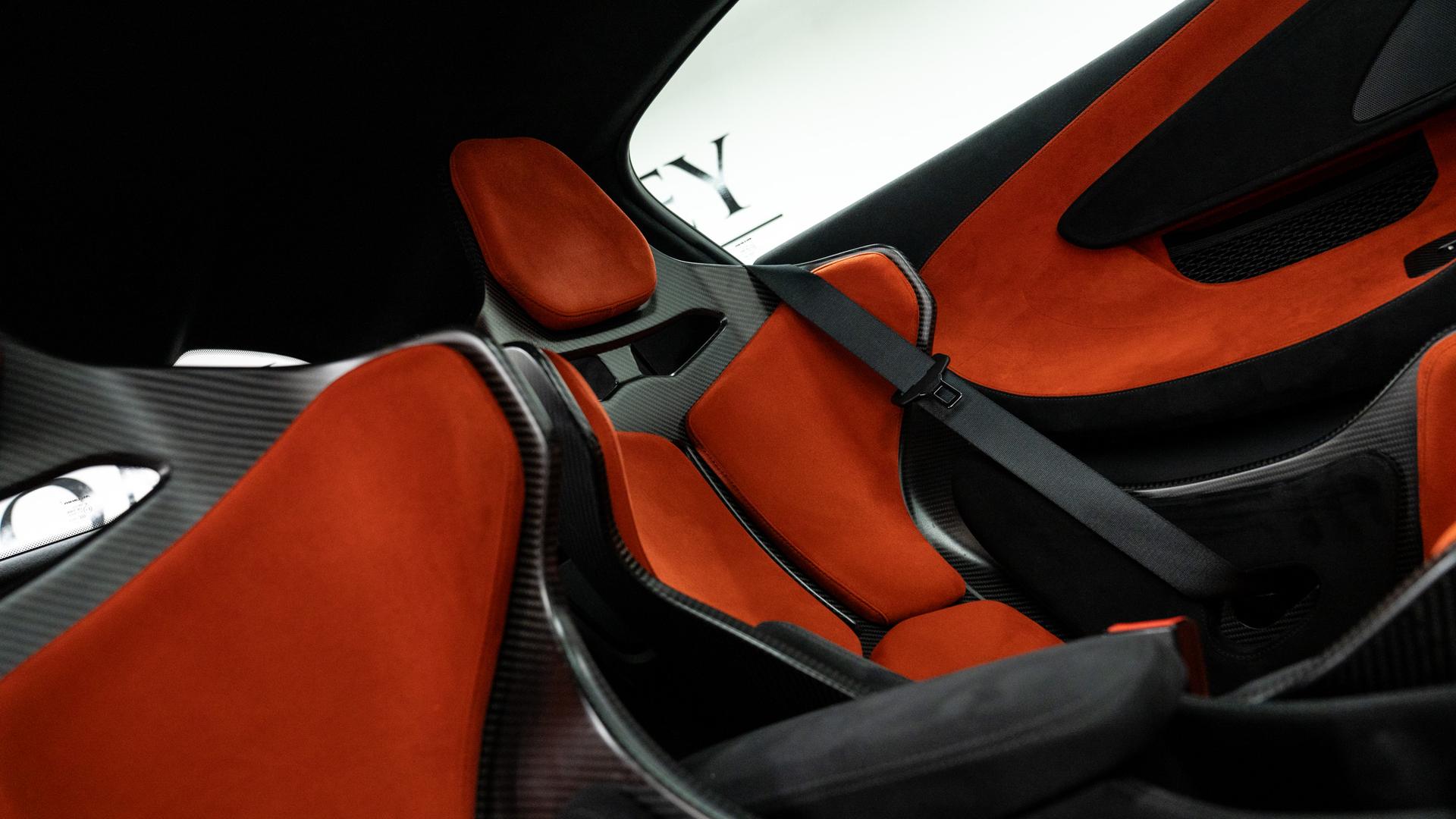 McLaren 600 LT Photo 1f66e6be-3c87-4939-b088-32a30e8e08b5.jpg