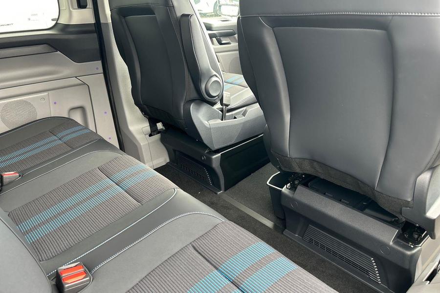 Ford TRANSIT CUSTOM Photo 1f6b493d-e5a0-40b1-accb-e26fd7ce1262.jpg