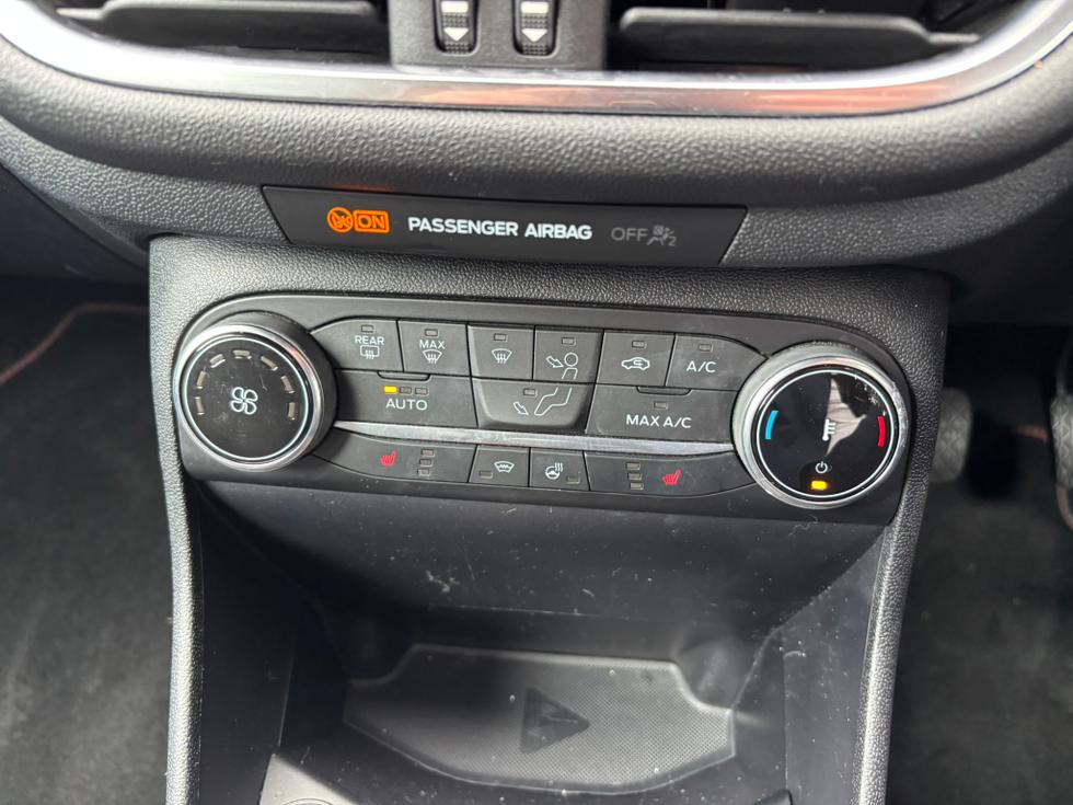Ford Fiesta Photo 1f6bbcba-29b2-41ba-8008-f78774af396c.JPEG